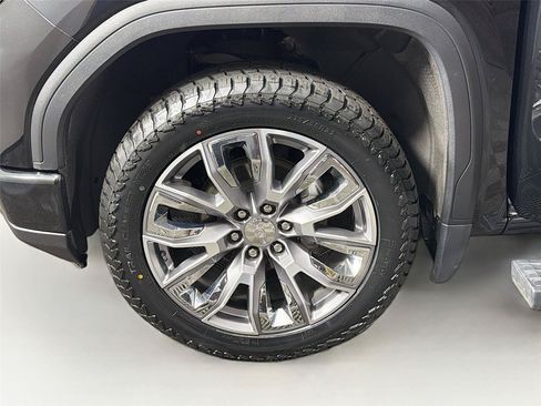 Used 2023 GMC Sierra 1500 Denali w/ Denali Reserve Package AWD/4WD image 34