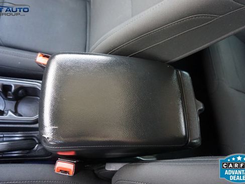 Used 2018 Jeep Wrangler Sport AWD/4WD image 34