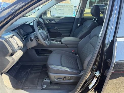 New 2026 Nissan Pathfinder SV image 15