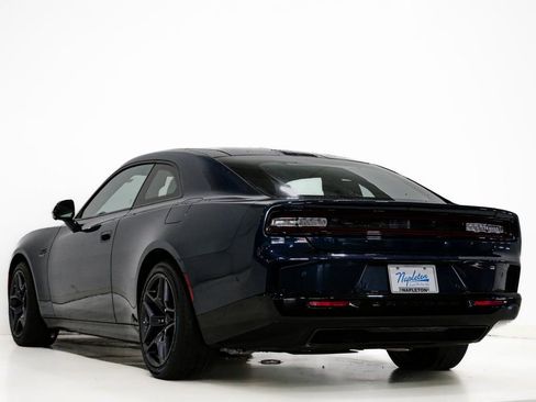 Used 2024 Dodge Charger R/T w/ Plus Group image 9