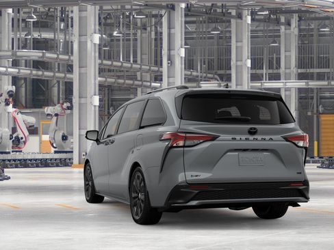 New 2026 Toyota Sienna XSE FWD image 9
