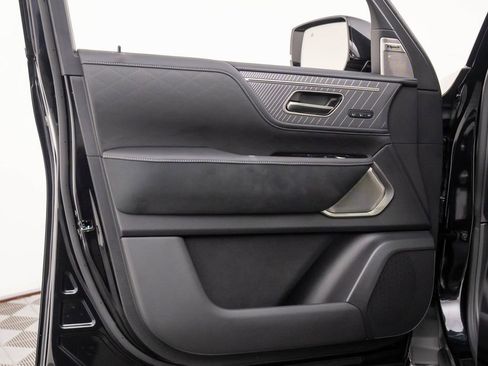 New 2026 INFINITI QX80 Autograph w/ Premium Cargo Package image 12