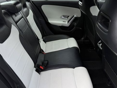 Used 2023 Mercedes-Benz CLA 250 4MATIC image 36