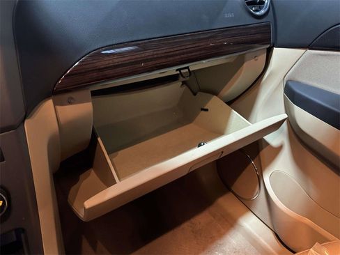 Used 2008 Saturn Vue XR w/ Convenience Package image 27