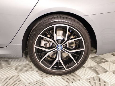 Used 2023 BMW 530e xDrive w/ Premium Package AWD/4WD image 20