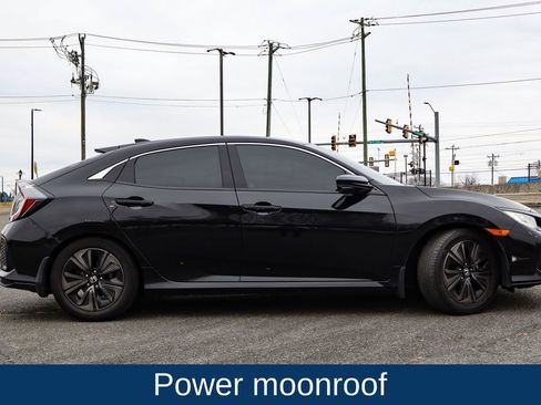 Used 2018 Honda Civic EX image 9