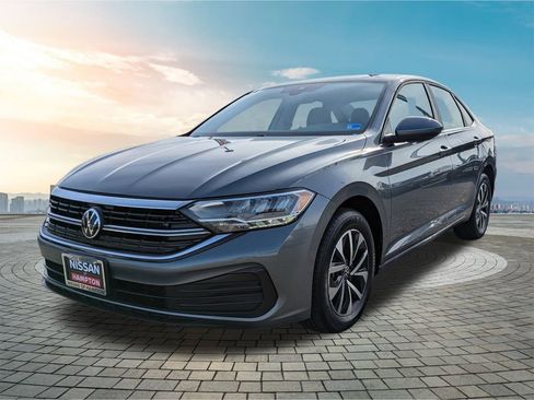 Used 2024 Volkswagen Jetta S image 9