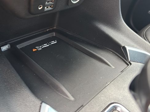 Used 2022 Chevrolet Traverse RS w/ LPO, Floor Liner Package FWD image 23