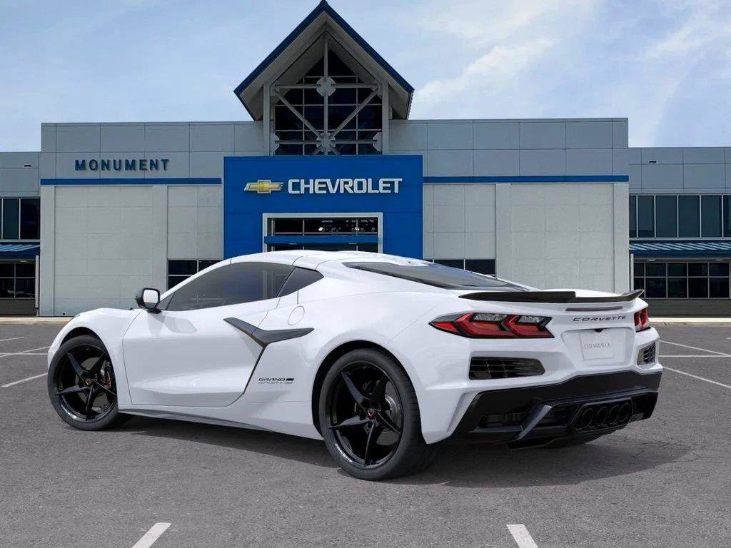 New 2027 Chevrolet Corvette Grand Sport RWD image 3