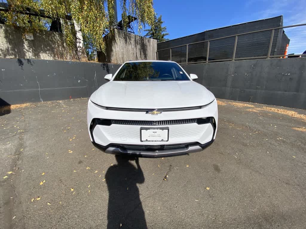 Used 2024 Chevrolet Equinox EV LT AWD/4WD image 9