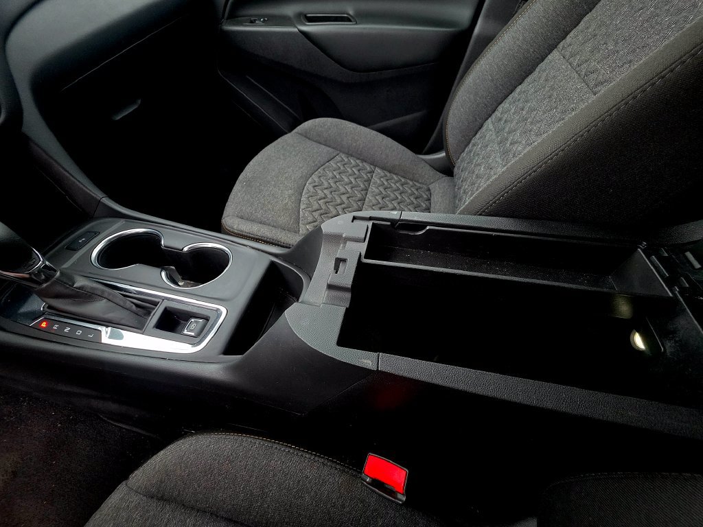 Used 2024 Chevrolet Equinox LT FWD image 33