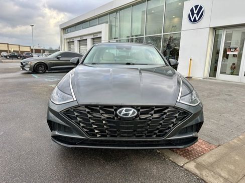 Used 2021 Hyundai Sonata SEL w/ Convenience Package image 2