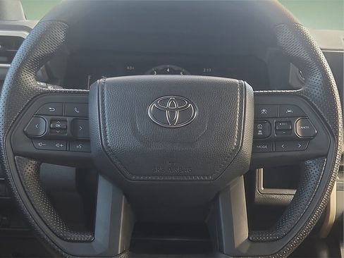 New 2026 Toyota Tacoma SR5 image 18