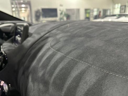 Used 2019 Aston Martin V8 Vantage Coupe RWD image 40
