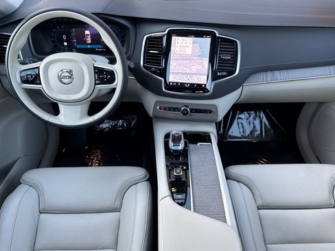 Certified 2025 Volvo XC90 B6 Ultra w/ Protection Package Premier image 14