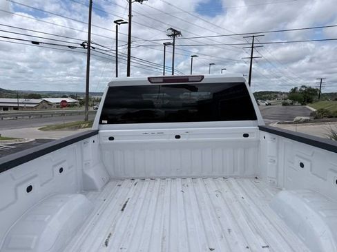 Certified 2025 Chevrolet Silverado 2500 LT w/ Convenience Package image 18