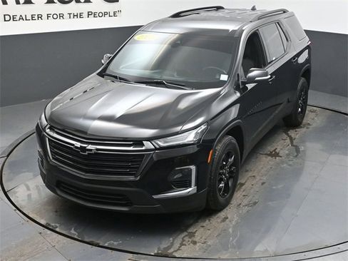 Used 2023 Chevrolet Traverse LT w/ Midnight/Sport Edition image 47