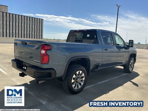 Used 2025 Chevrolet Silverado 2500 Custom w/ Custom Value Package image 5