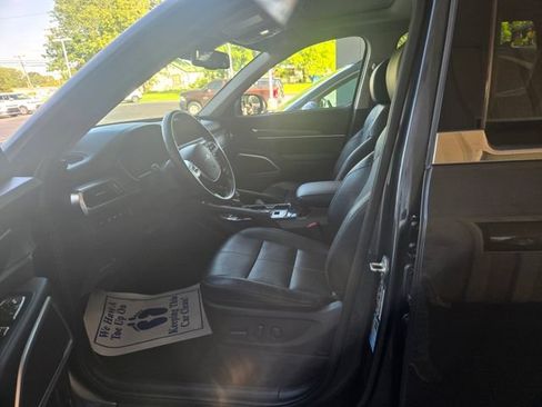 Used 2022 Kia Telluride EX w/ EX Premium Package AWD/4WD image 6