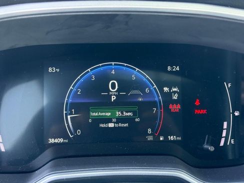 Certified 2025 Toyota Corolla Cross XLE w/ Convenience Package AWD/4WD image 27