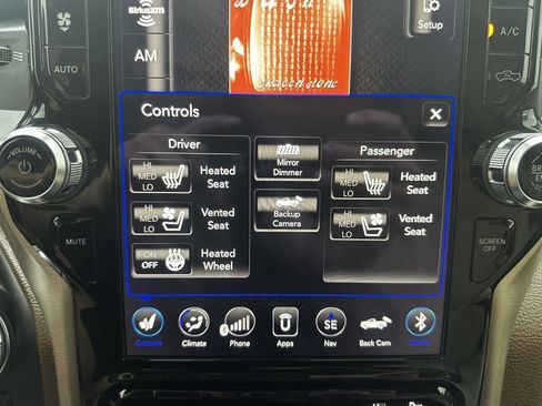 Used 2019 RAM 1500 Laramie image 37