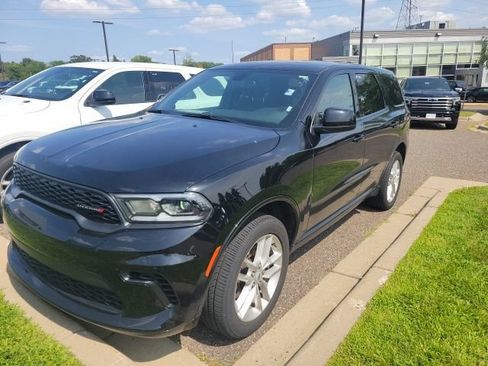 Used 2025 Dodge Durango GT AWD/4WD image 2