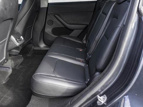 Used 2024 Tesla Model Y Long Range image 23