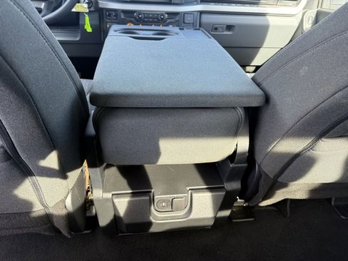 Used 2024 Ford F250 XLT image 27