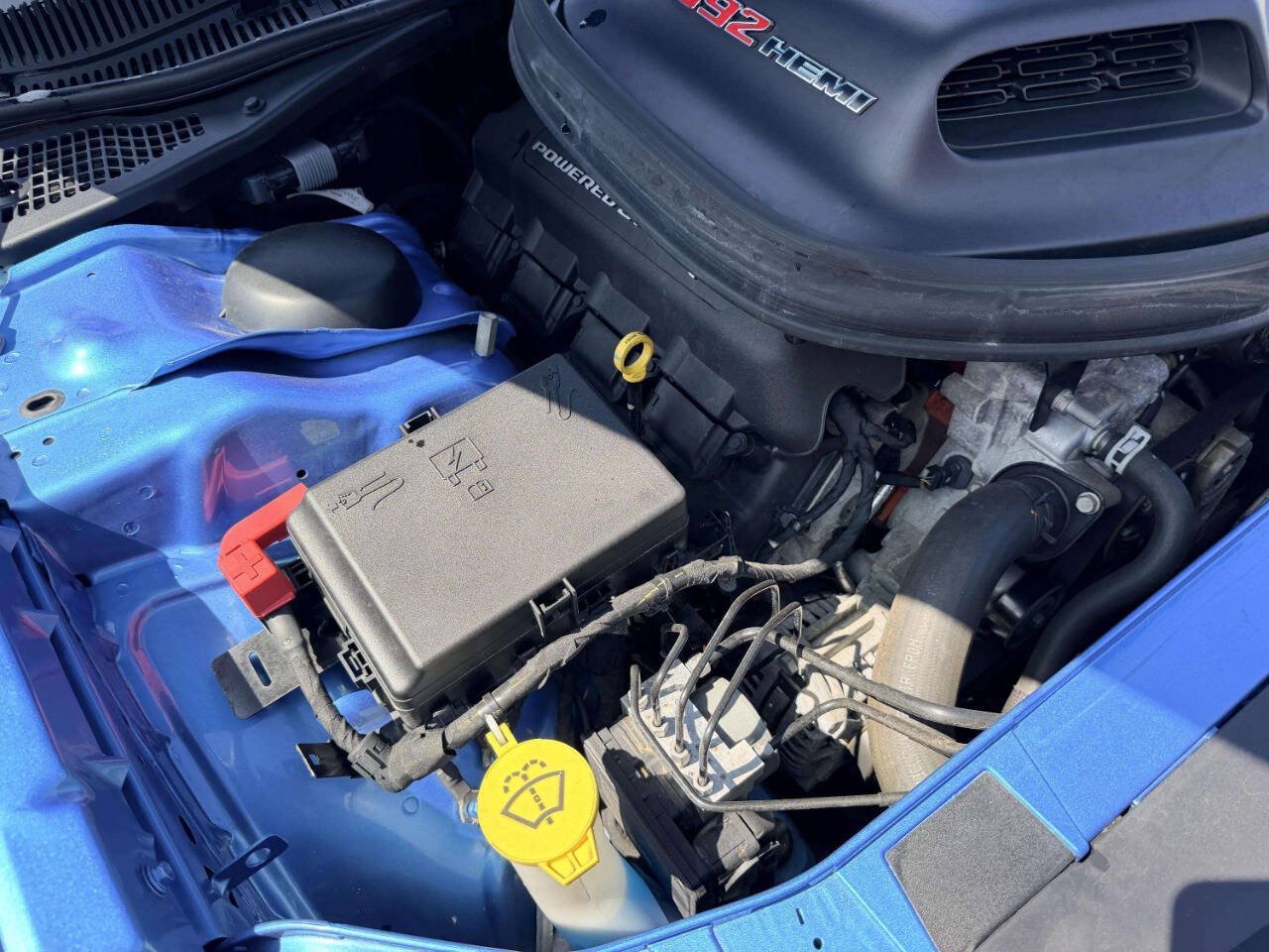 Used 2019 Dodge Challenger R/T Scat Pack w/ Shaker Package RWD image 12