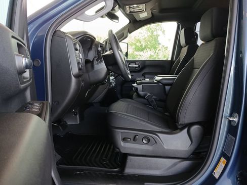 Certified 2025 Chevrolet Silverado 2500 Custom w/ Custom Value Package AWD/4WD image 20