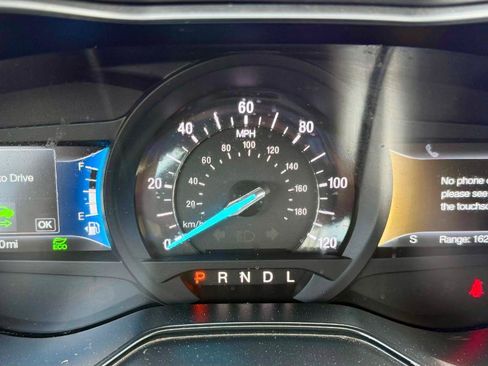 Used 2019 Ford Fusion SE FWD image 20
