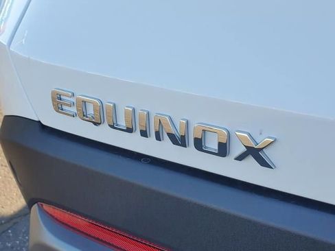 New 2026 Chevrolet Equinox LT image 6