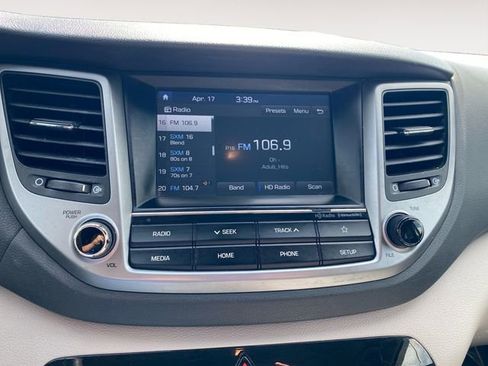 Used 2018 Hyundai Tucson SEL FWD image 22