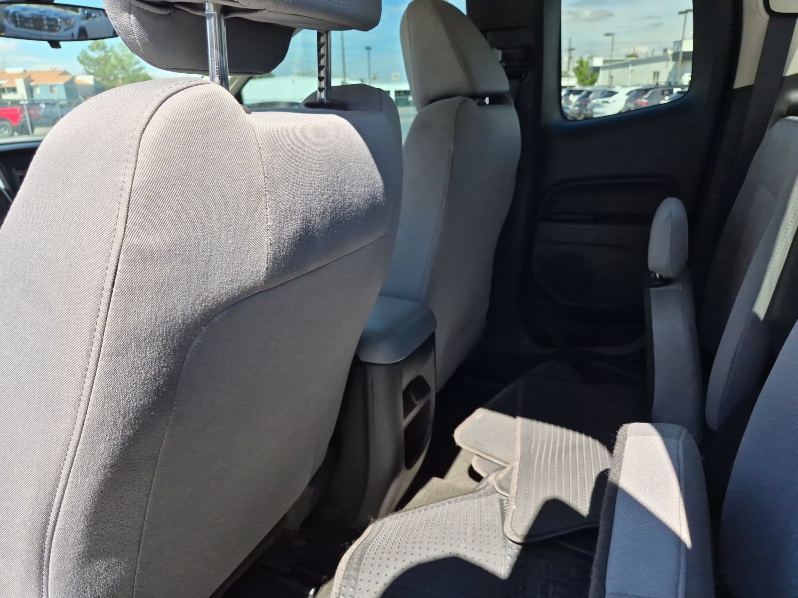 Used 2016 Chevrolet Colorado W/T RWD image 24
