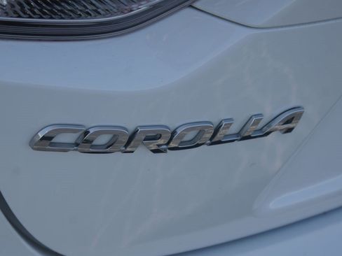 Used 2023 Toyota Corolla LE FWD image 15