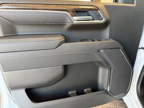 New 2026 GMC Sierra 1500 SLE RWD image 14