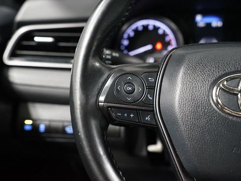 Used 2021 Toyota Camry SE FWD image 14