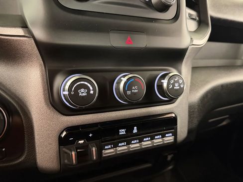 Used 2021 RAM 2500 Tradesman AWD/4WD image 23