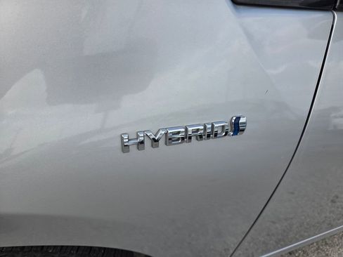 Used 2016 Toyota Prius Four FWD image 4