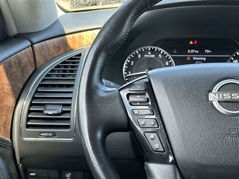 Used 2022 Nissan Armada SL w/ Captain's Chairs Package AWD/4WD image 9