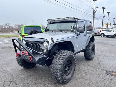 Used 2014 Jeep Wrangler Sport AWD/4WD image 2
