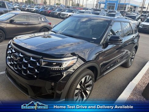 Used 2026 Ford Explorer Platinum w/ LUX Leather Package AWD/4WD image 1