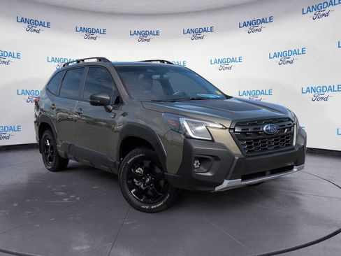 Used 2025 Subaru Forester Wilderness w/ Convenience Package AWD/4WD image 2