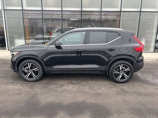 Certified 2025 Volvo XC40 B5 Core video 2