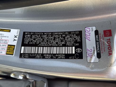 Used 2023 Toyota Prius Prime FWD image 34