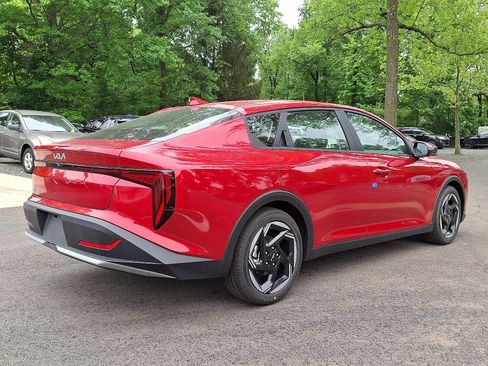 New 2025 Kia K4 EX image 7