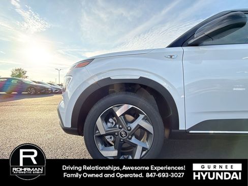 New 2026 Hyundai Venue SEL image 11