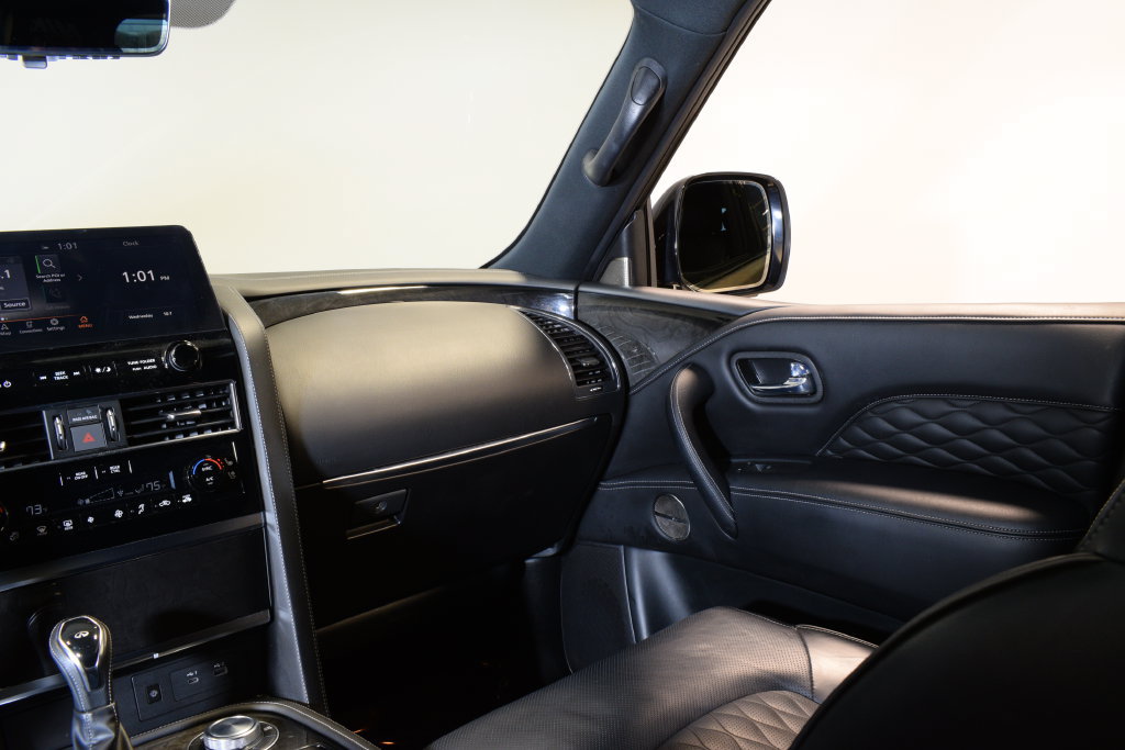 Used 2023 INFINITI QX80 Luxe AWD/4WD image 18