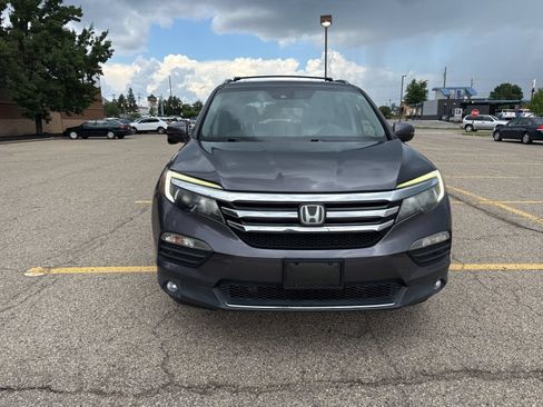 Used 2018 Honda Pilot Touring image 13