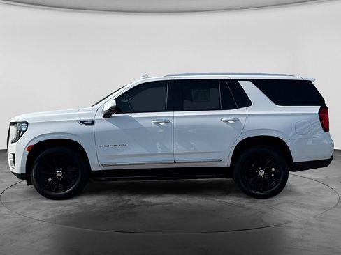 Used 2023 GMC Yukon SLT w/ SLT Luxury Package AWD/4WD image 6